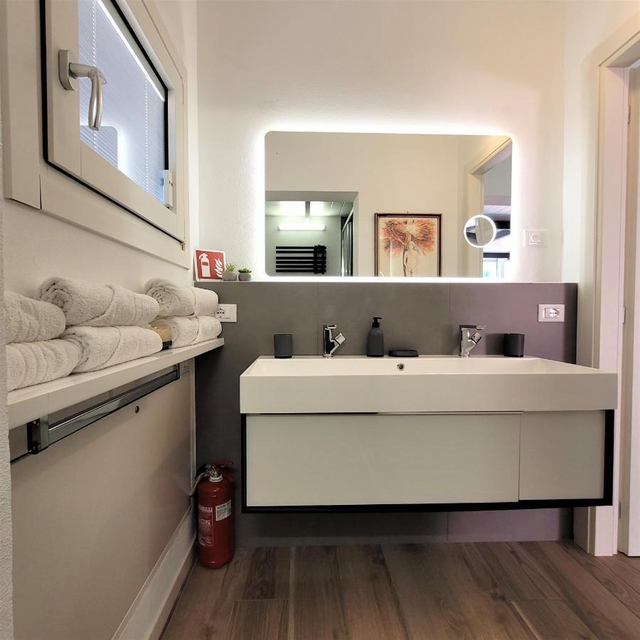 Aros Mountain Lake Iseo Hospitaliy Pisogne Exterior foto